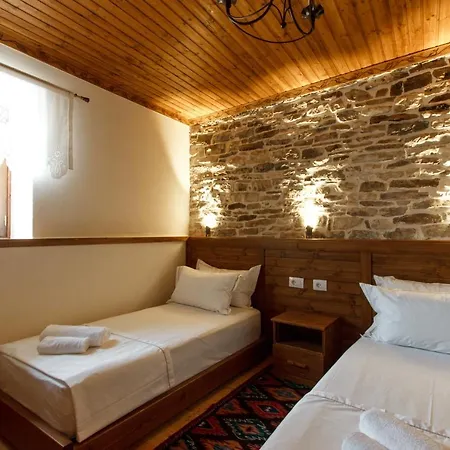 Hotel Sarajet 1821 Gjirokaster