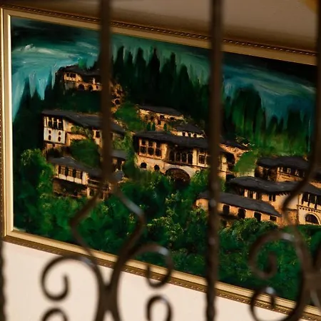 Sarajet 1821 מלון Gjirokastër