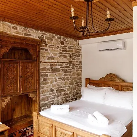 Sarajet 1821 * Gjirokaster