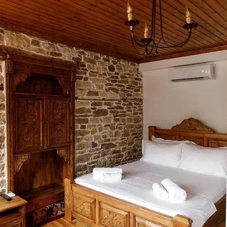 Sarajet 1821 * Gjirokastër